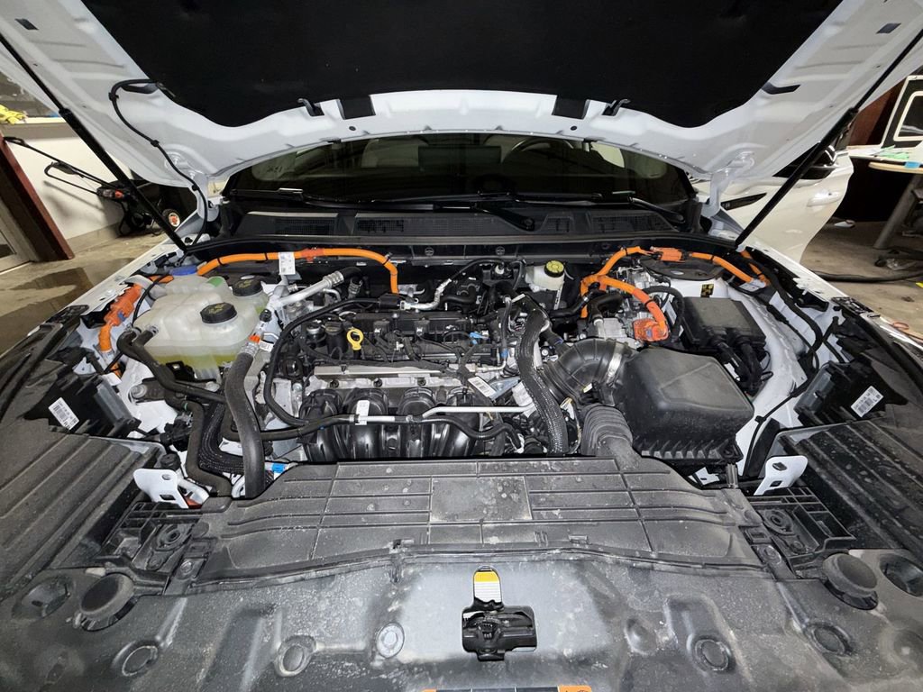 Certified 2025 Lincoln Corsair Grand Touring w/ Equipment Group 301A image 18