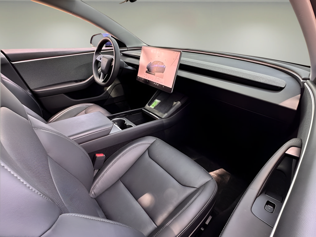 Used 2024 Tesla Model 3 Standard Range RWD image 19