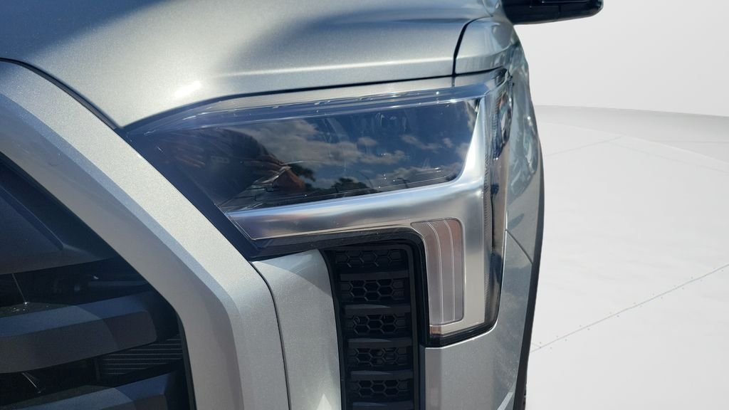 New 2026 Toyota Tundra SR5 w/ SR5 Premium Package AWD/4WD image 24