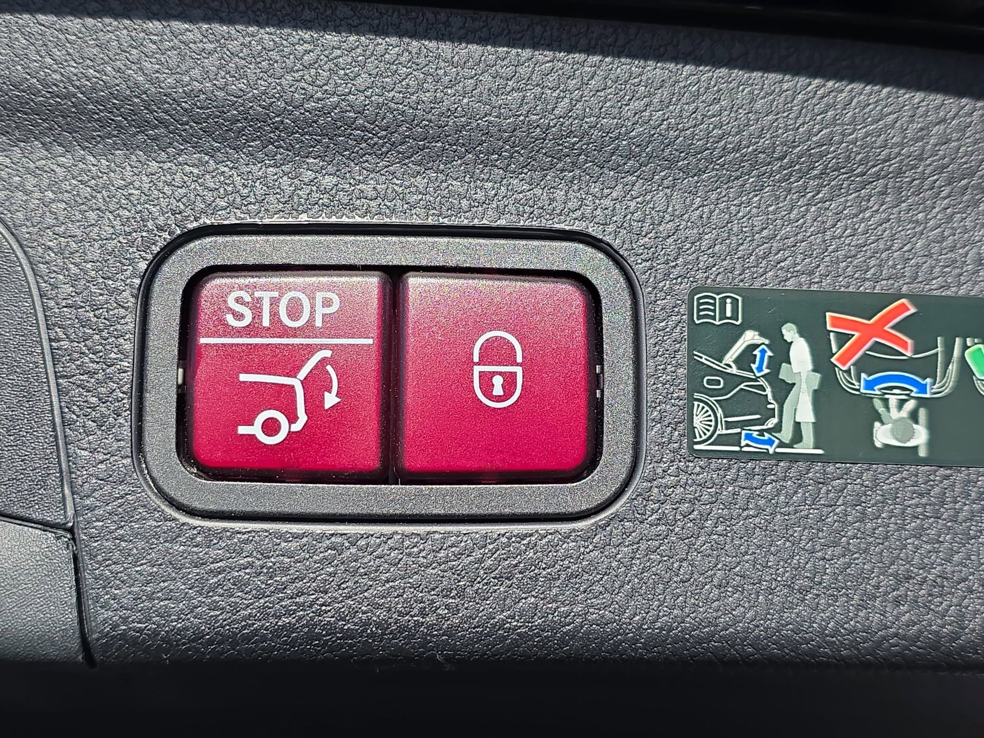 Certified 2022 Mercedes-Benz GLE 450 GLE 450 image 13