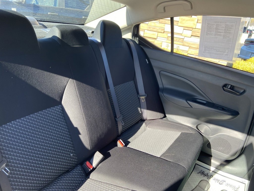 Used 2024 Nissan Versa S w/ Trunk Package image 24