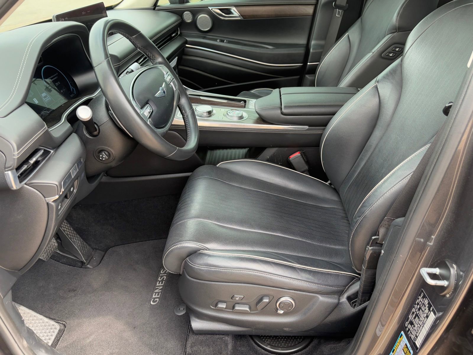 Used 2023 Genesis GV80 2.5T w/ Prestige 20" Package image 41