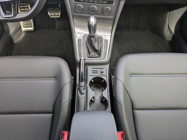 Used 2017 Volkswagen Golf Alltrack SE image 19