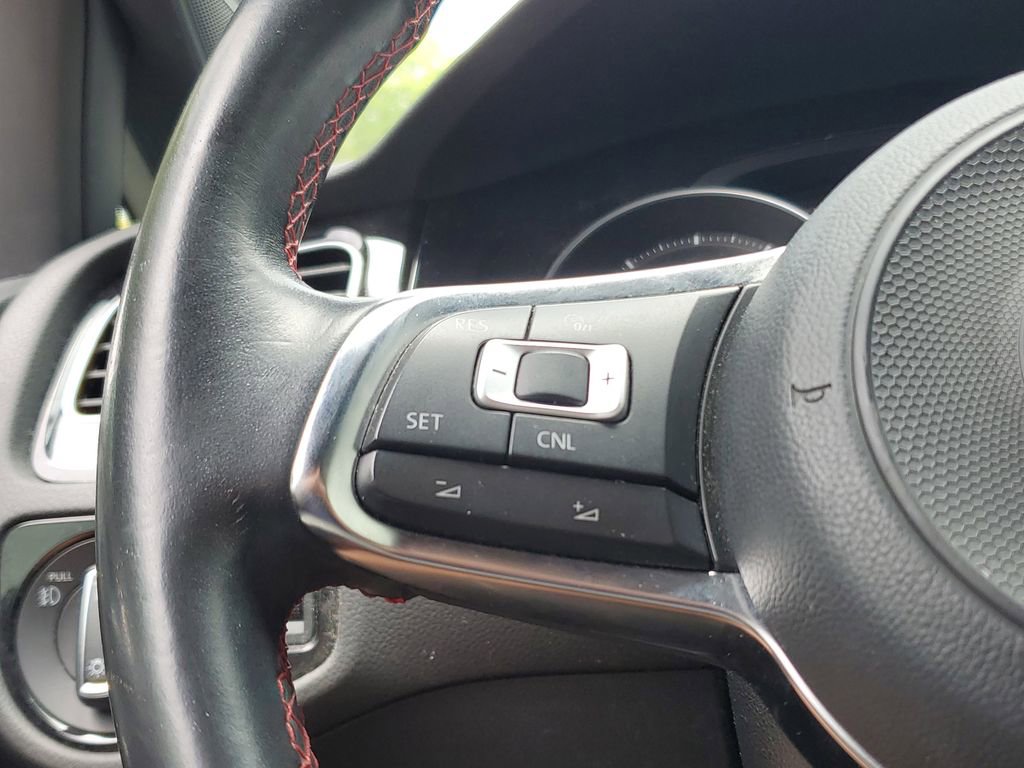Used 2018 Volkswagen GTI S FWD image 25
