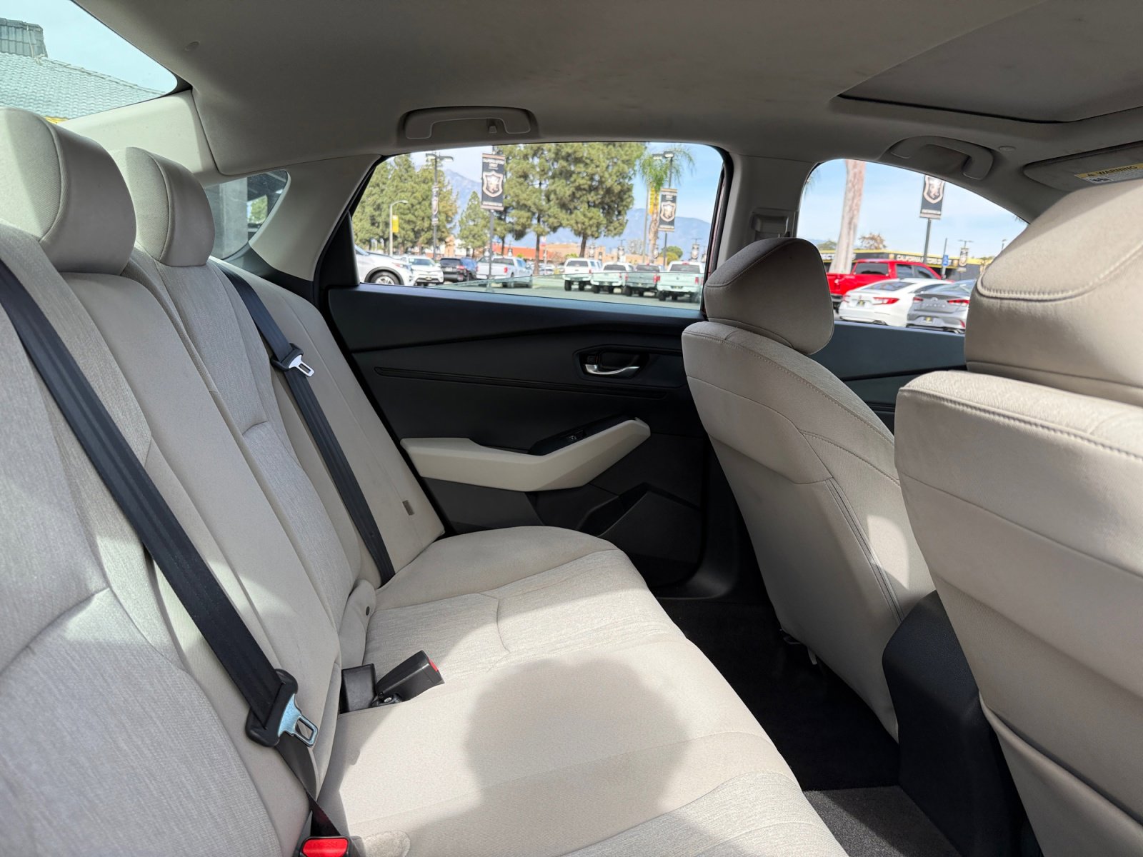 Used 2023 Honda Accord EX image 17