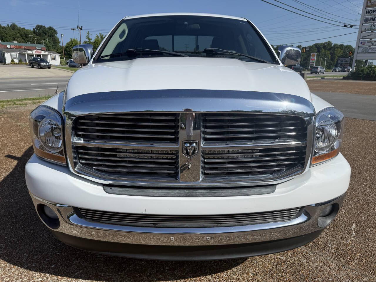 Used 2008 Dodge Ram 1500 Truck SLT w/ Trailer Tow Group AWD/4WD image 2