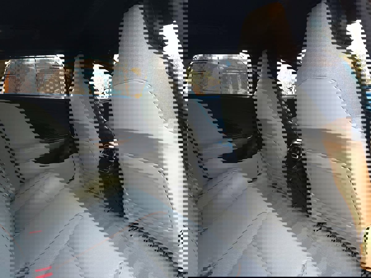 Used 2025 Lucid Air Pure image 19