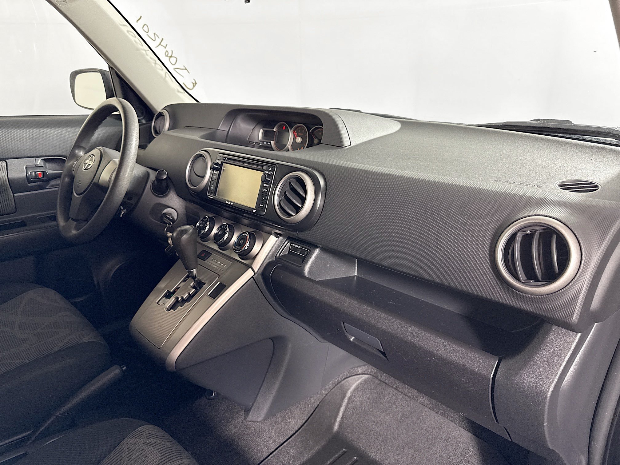 Used 2014 Scion xB FWD image 24