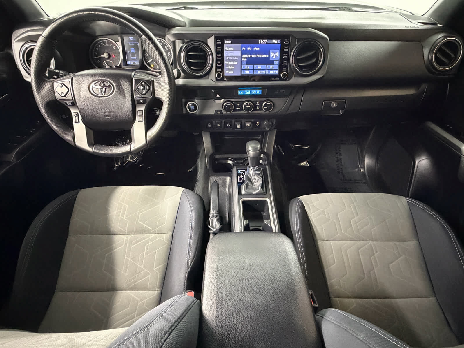 Used 2022 Toyota Tacoma TRD Off-Road w/ Technology Package RWD image 35