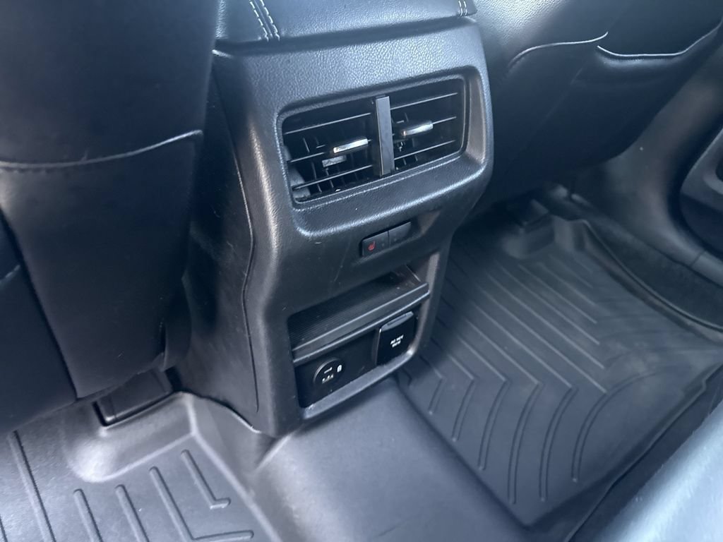 Used 2022 Ford Edge ST w/ Equipment Group 401A AWD/4WD image 29