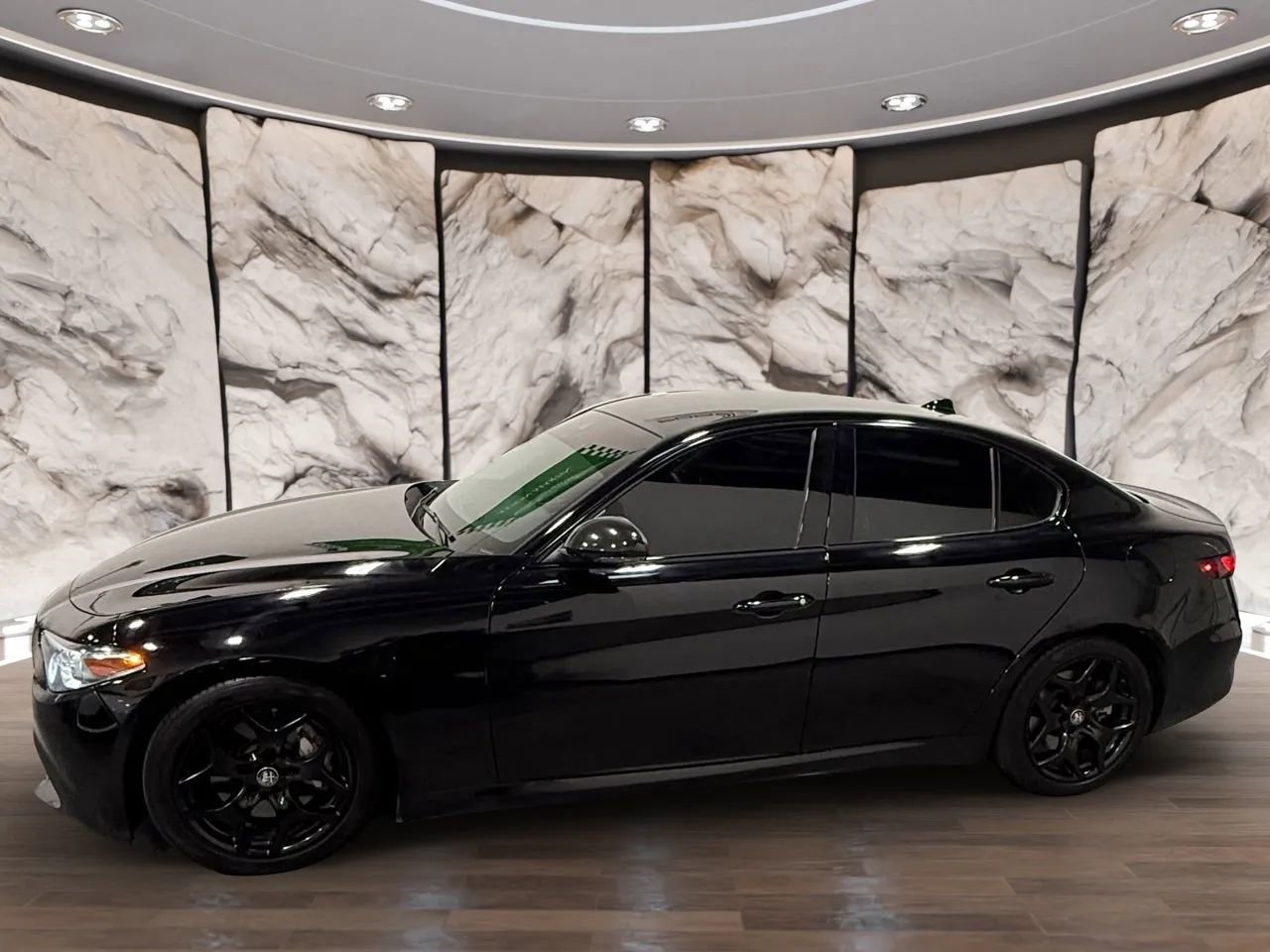 Used 2021 Alfa Romeo Giulia Sprint w/ Nero Edizione image 8