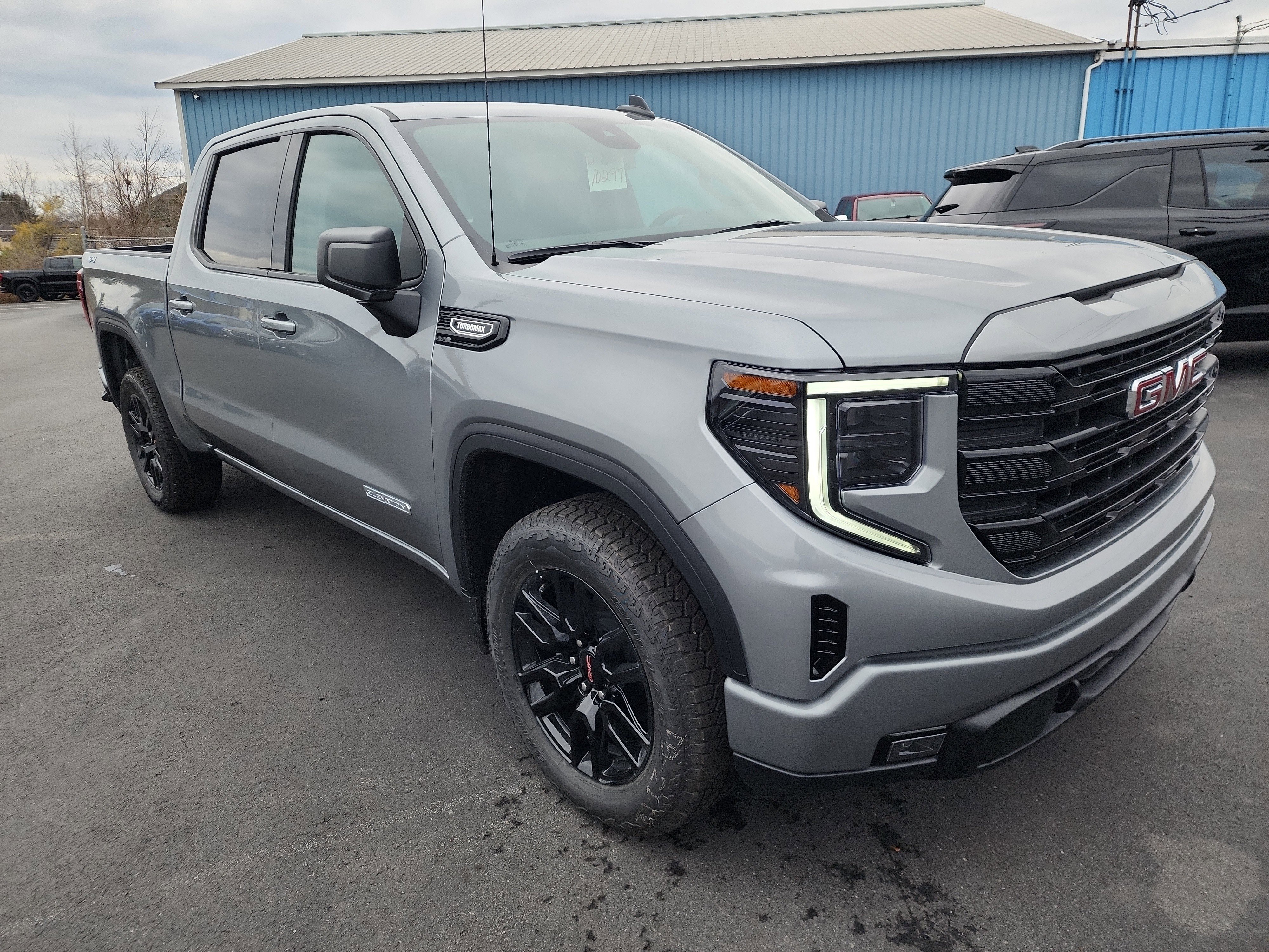New 2026 GMC Sierra 1500 Elevation image 2