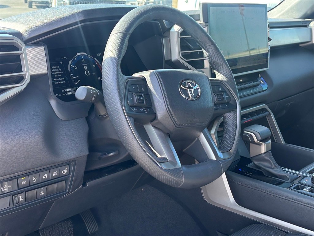 Used 2025 Toyota Tundra Limited image 8