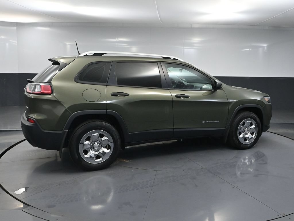 Used 2020 Jeep Cherokee Sport w/ Cold Weather Group AWD/4WD image 4