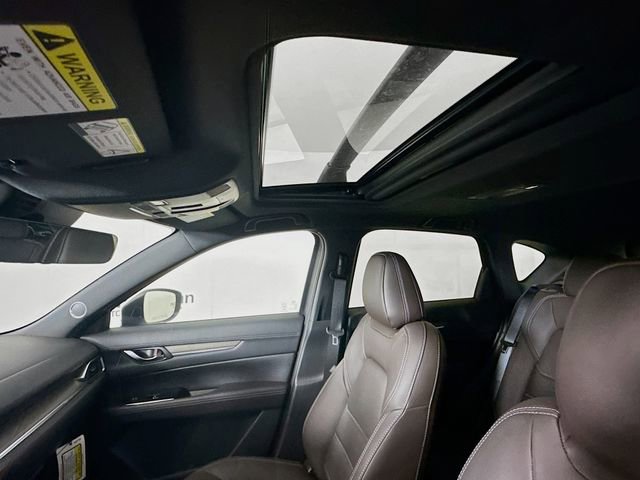 New 2025 MAZDA CX-5 Signature image 21