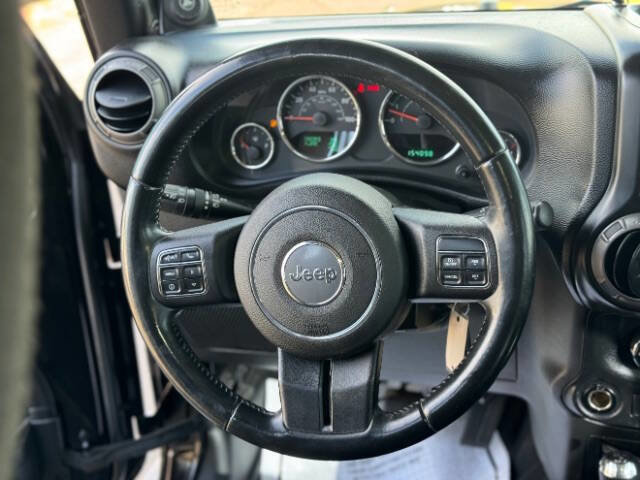 Used 2014 Jeep Wrangler Unlimited Sport w/ Max Tow Package AWD/4WD image 15