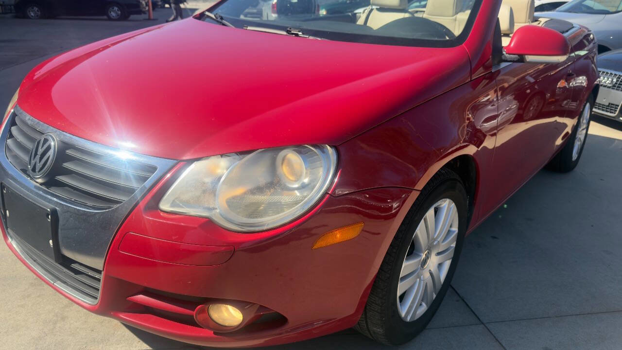 Used 2008 Volkswagen Eos image 16