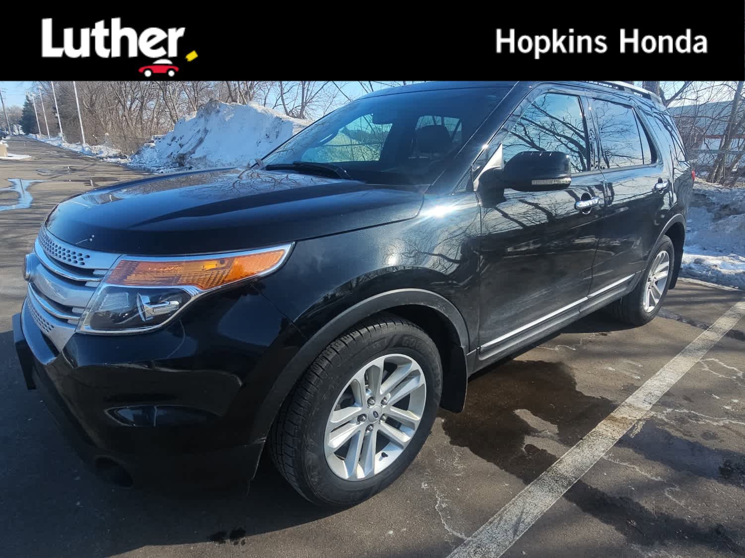 Used 2013 Ford Explorer XLT image 1