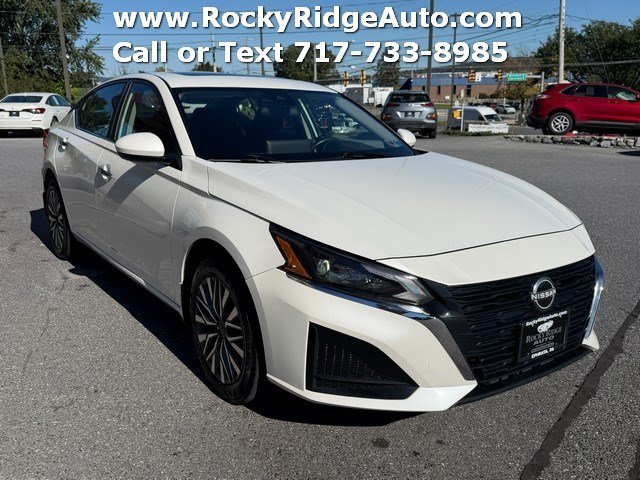 Used 2024 Nissan Altima 2.5 SV w/ SV Premium Package AWD/4WD image 11