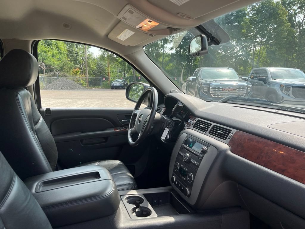 Used 2011 GMC Sierra 1500 SLT w/ SLT Convenience Package AWD/4WD image 36