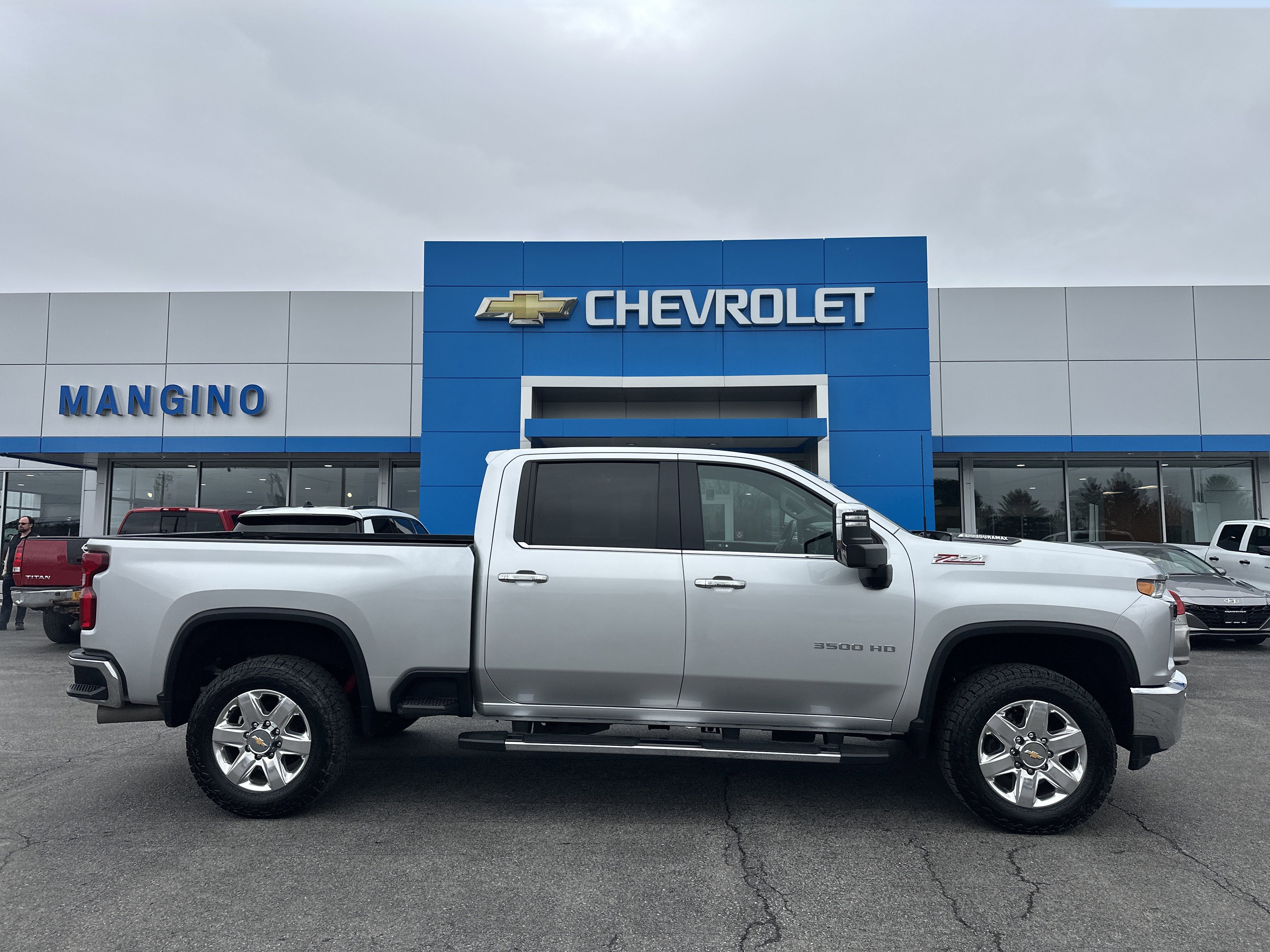 Certified 2023 Chevrolet Silverado 3500 LTZ image 1