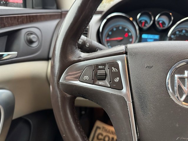 Used 2013 Buick Regal Premium image 25