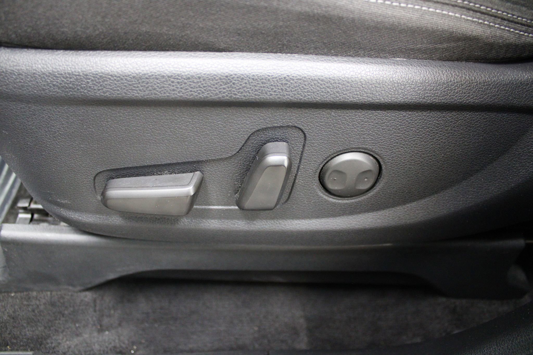 Used 2020 Hyundai Palisade SEL w/ Convenience Package image 14