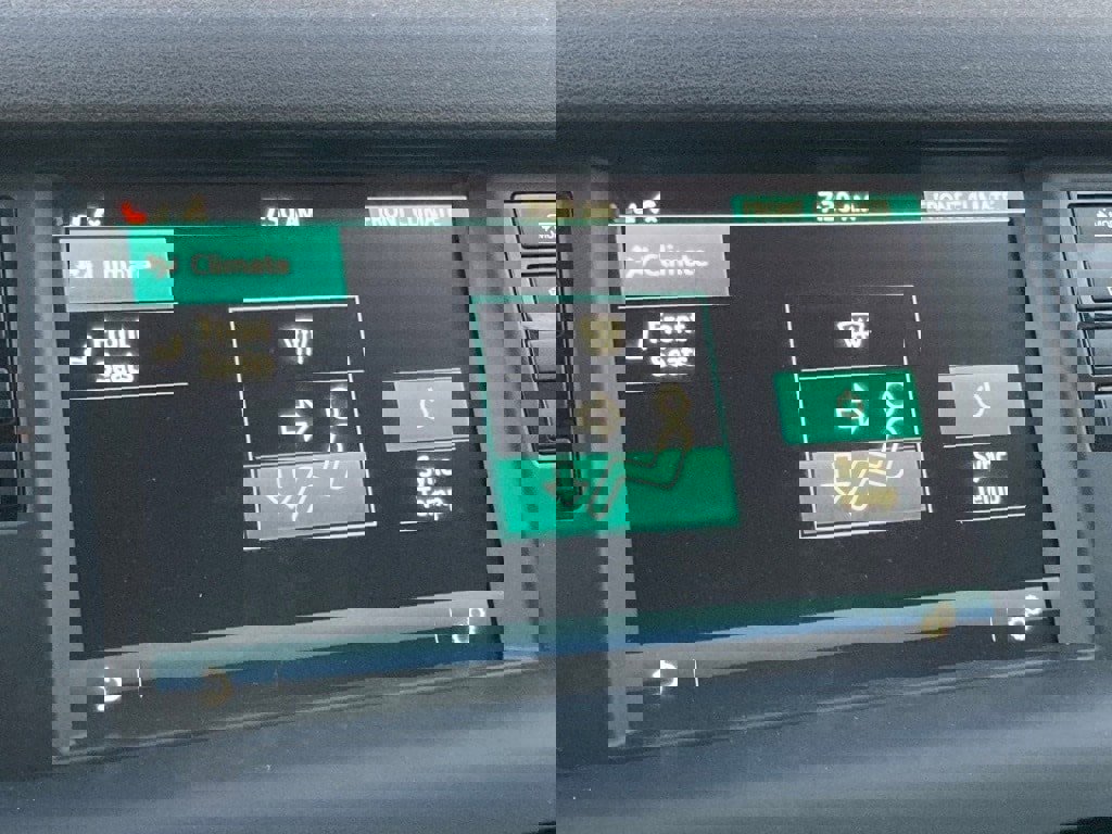 Used 2018 Land Rover Discovery Sport HSE image 23