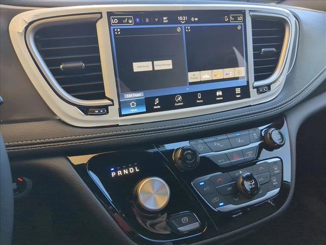 New 2026 Chrysler Pacifica Select image 13