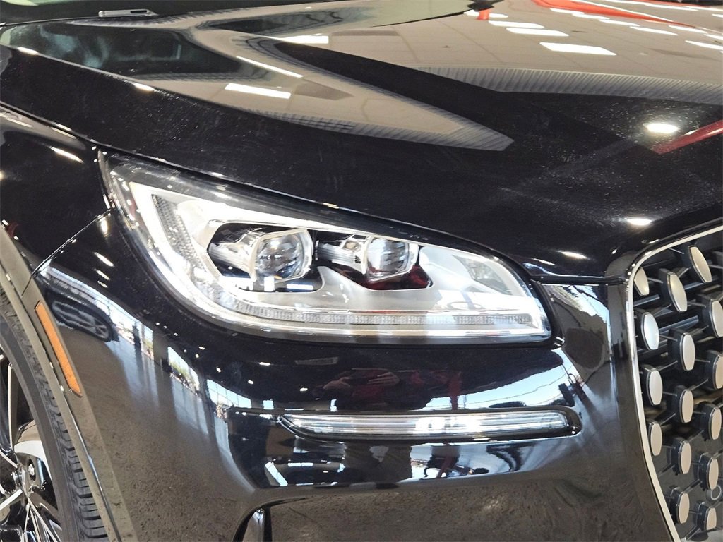 Used 2024 Lincoln Corsair Grand Touring w/ Equipment Group 301A image 9