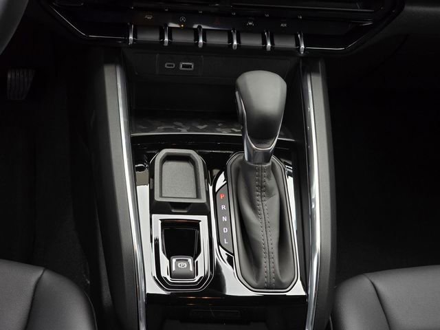 New 2026 GMC Canyon Elevation w/ Convenience Package RWD image 12