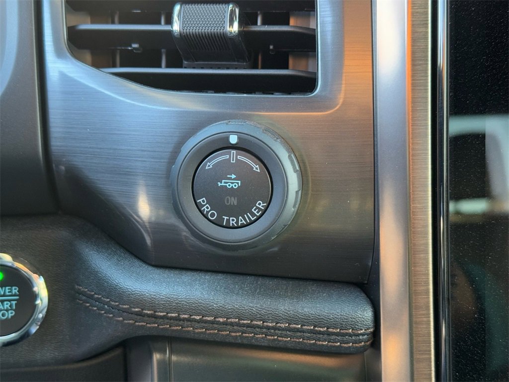 New 2025 Ford F150 Lightning Lariat image 15