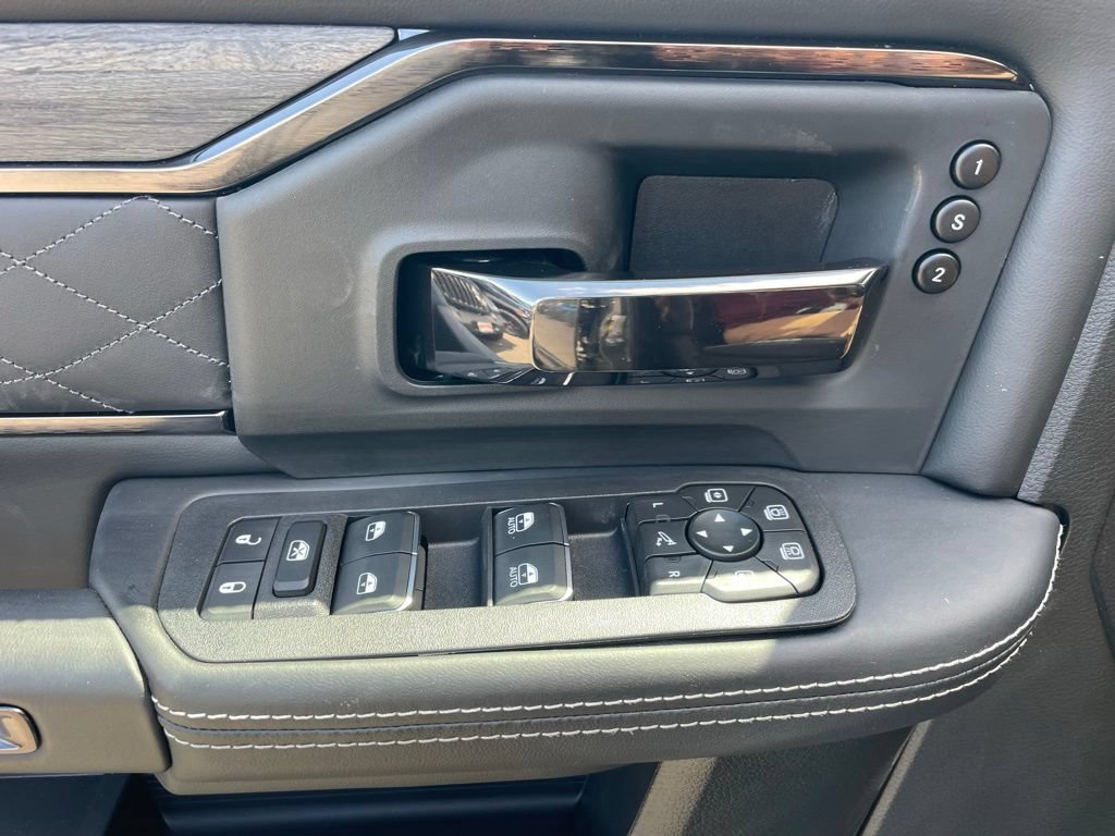 New 2026 RAM 2500 Limited AWD/4WD image 28