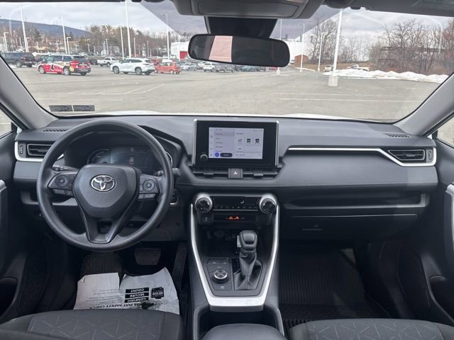 Used 2024 Toyota RAV4 XLE image 21