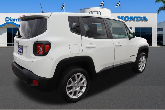 Used 2023 Jeep Renegade Latitude image 7