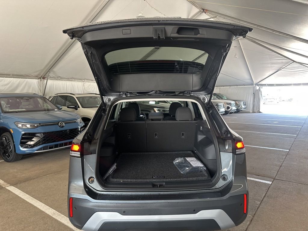 New 2026 Volkswagen Tiguan S FWD image 16