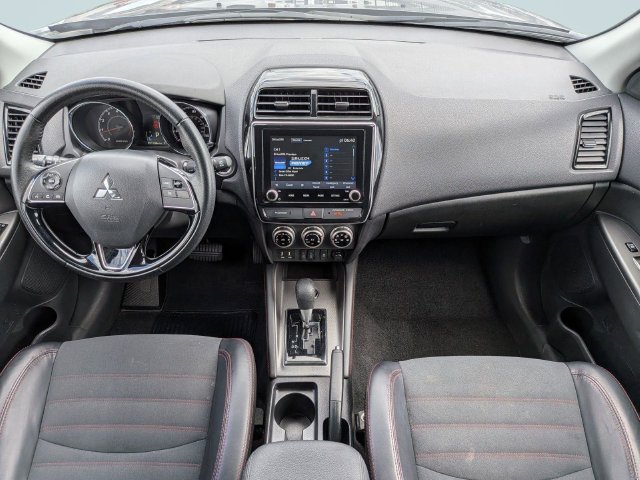 Used 2024 Mitsubishi Outlander Sport SE AWD/4WD image 14