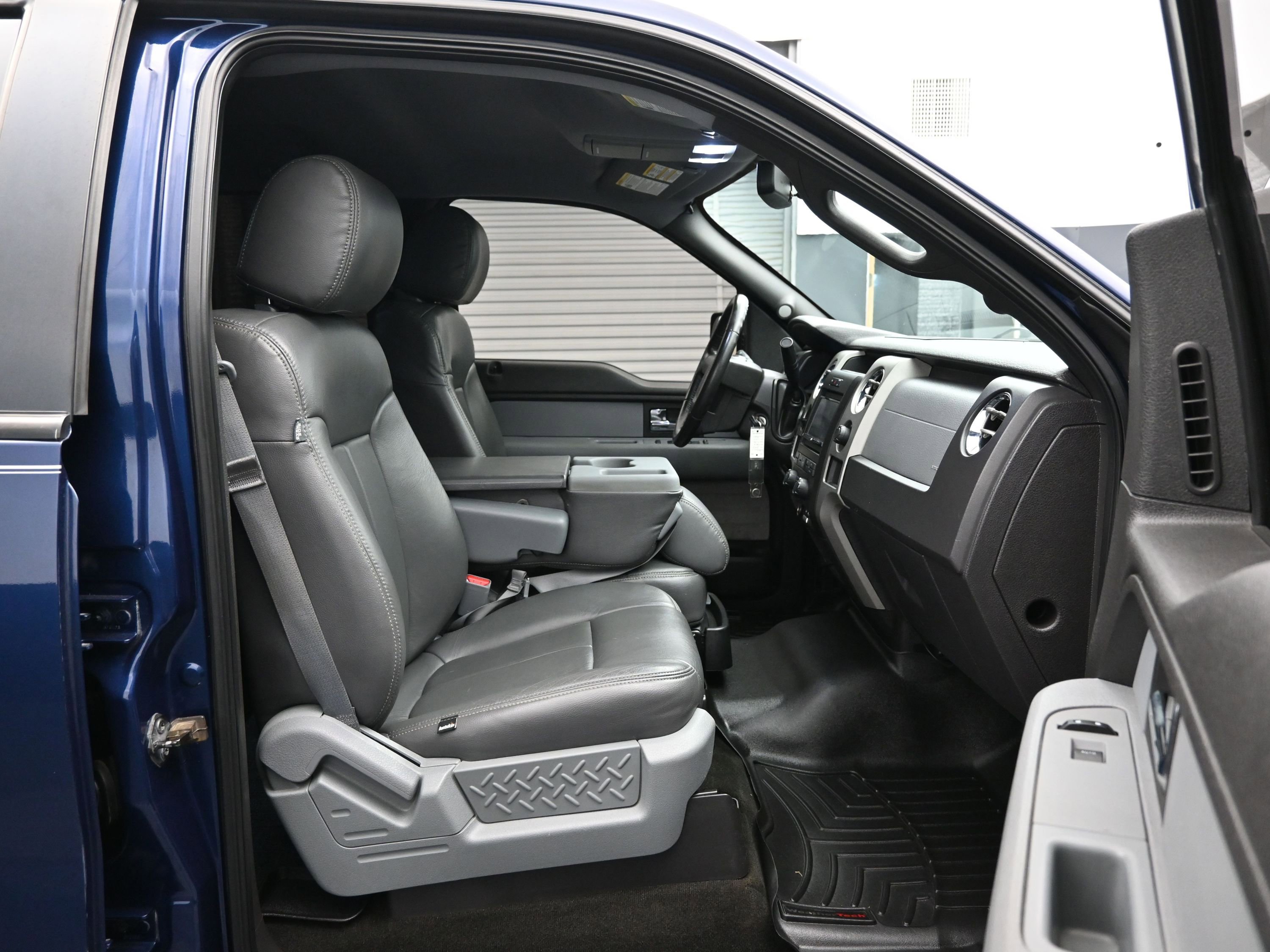 Used 2012 Ford F150 XLT w/ XLT Chrome Pkg RWD image 13