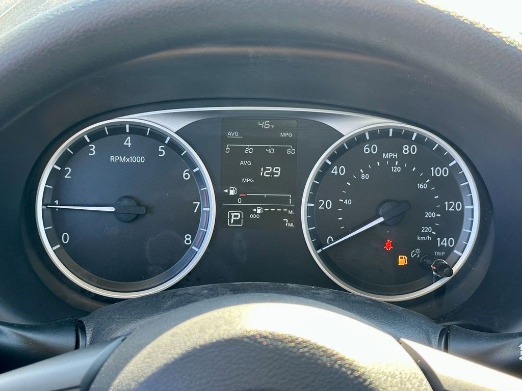 Certified 2025 Nissan Kicks Play S FWD image 18