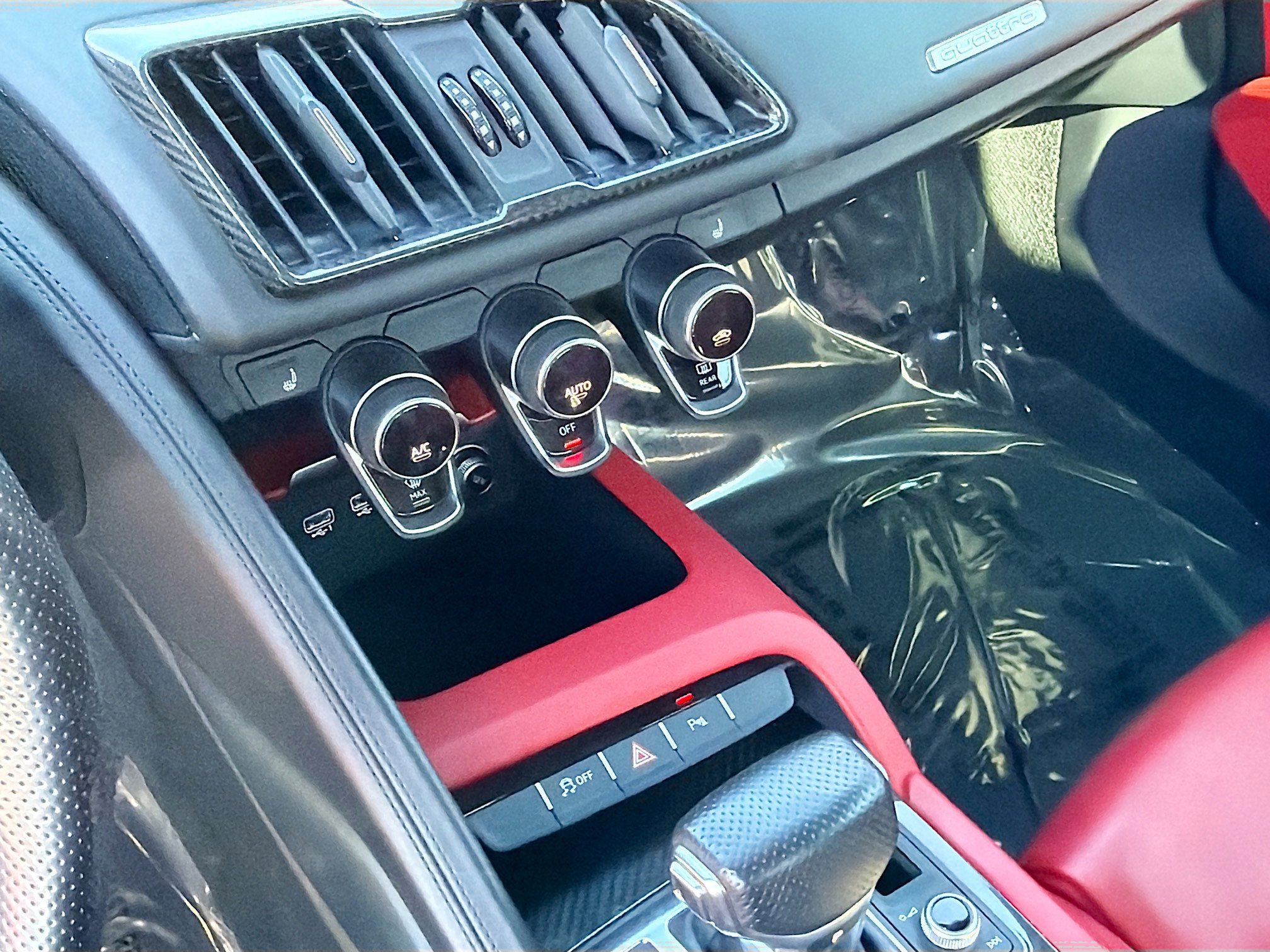 Used 2017 Audi R8 V10 w/ Carbon Exterior Package image 24