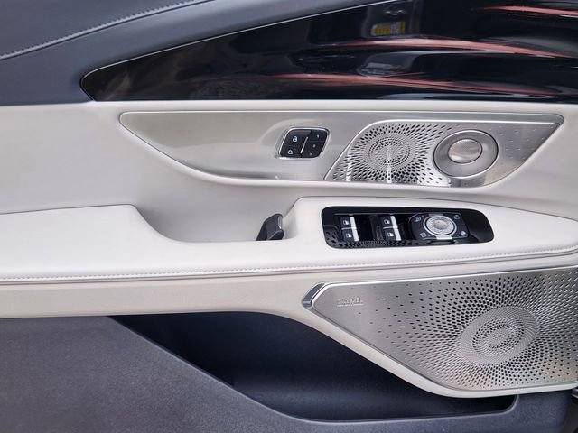 New 2026 Lincoln Nautilus Reserve image 9