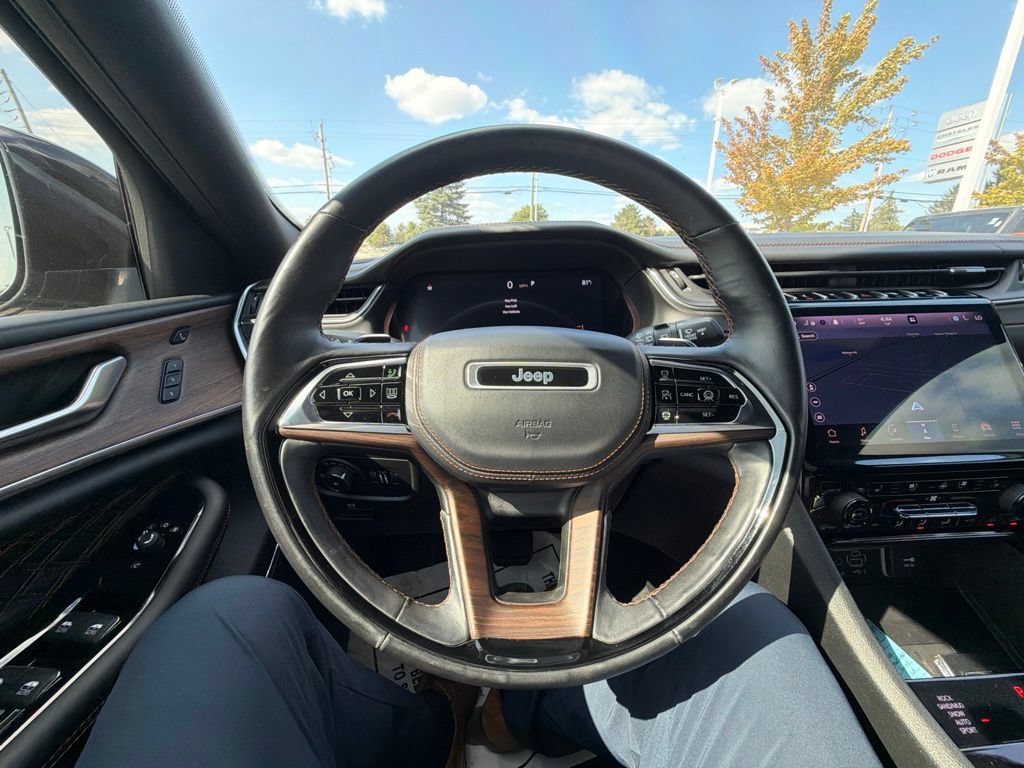 Used 2021 Jeep Grand Cherokee L Summit w/ Advanced Protech Group IV AWD/4WD image 17