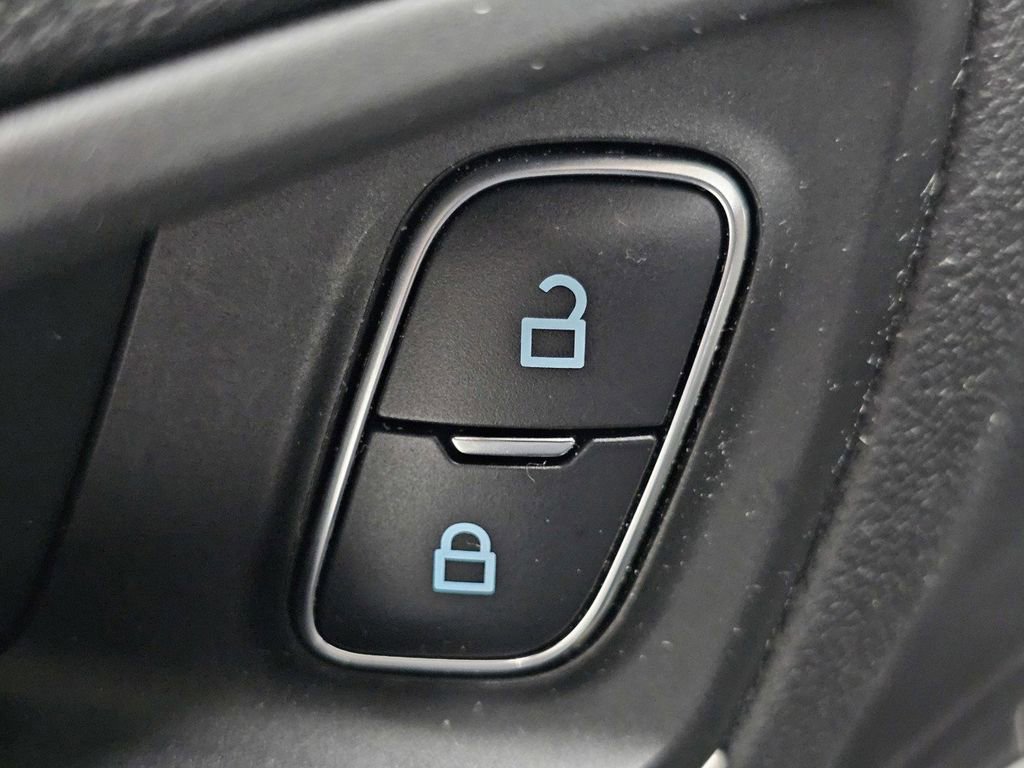 Used 2022 Ford Escape SE FWD image 26
