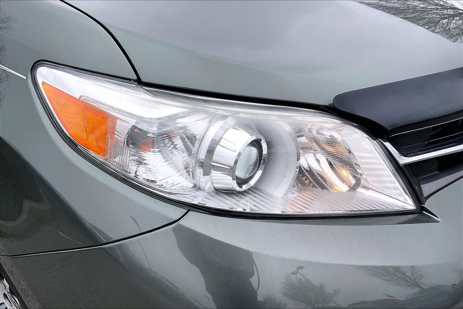 Used 2020 Toyota Sienna XLE w/ XLE Navigation Package image 31