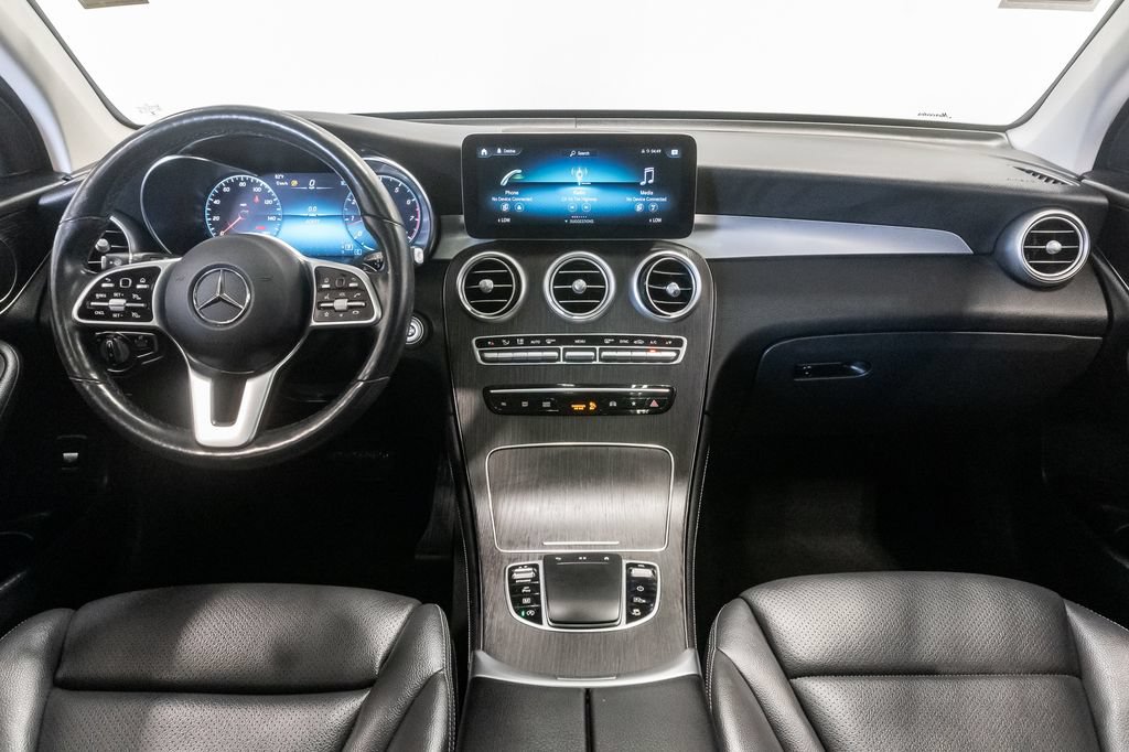 Used 2021 Mercedes-Benz GLC 300 4MATIC w/ Premium Package image 29