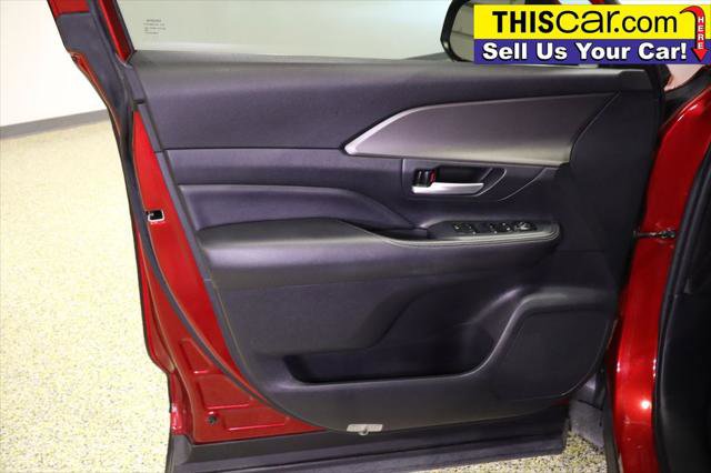 Used 2024 Toyota Grand Highlander XLE image 28