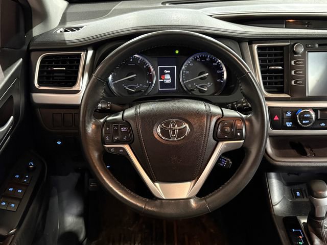 Used 2015 Toyota Highlander XLE image 20