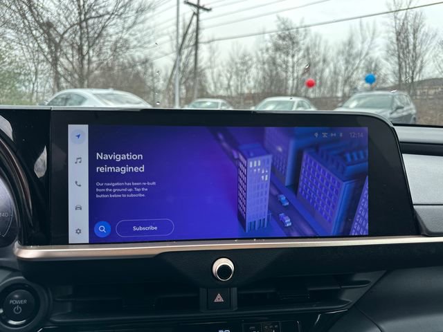 Certified 2023 Toyota Crown XLE image 40