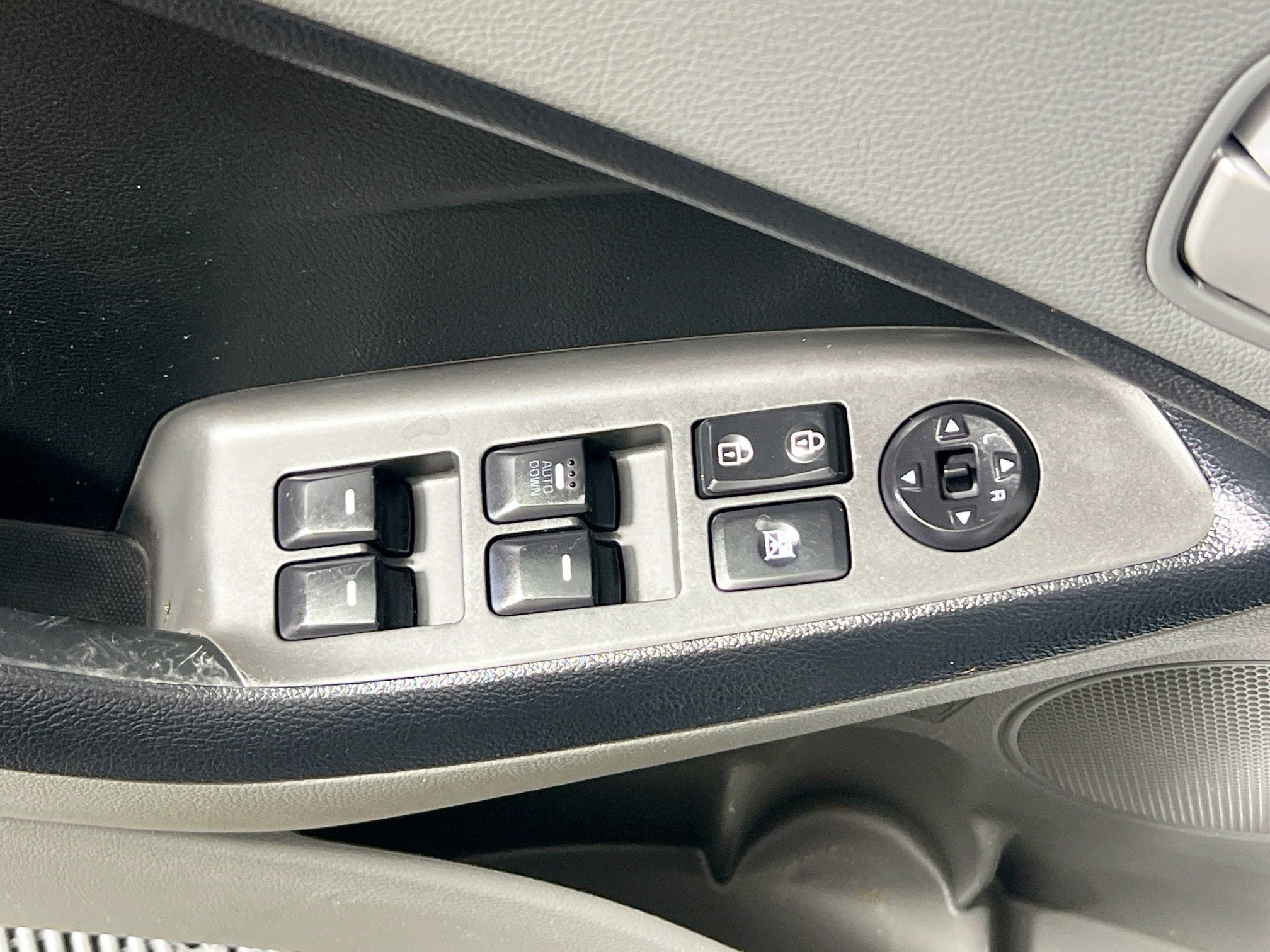 Used 2017 Kia Forte LX FWD image 15