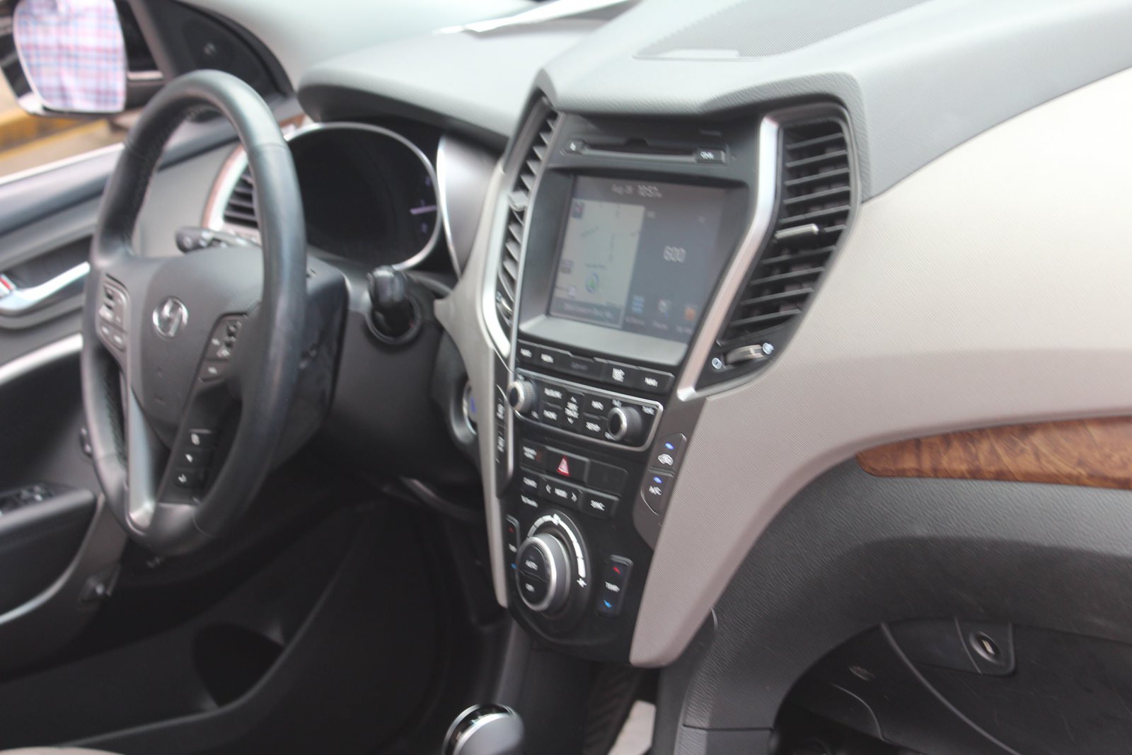 Used 2018 Hyundai Santa Fe Sport w/ 2.4L Tech Package 04 FWD image 20